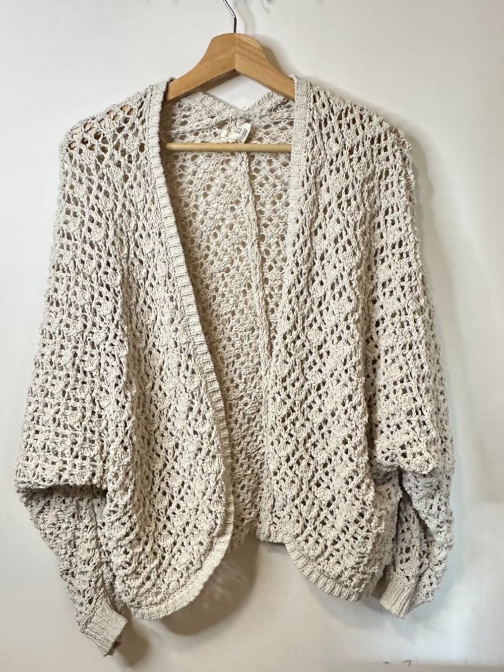 Nicole Miller Cream Crocheted Cardigan Sweater Size M